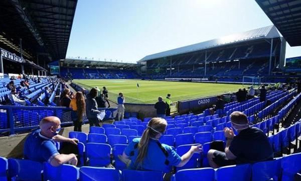 Conmoción en la Premier League: un futbolista fue arrestado por presuntos delitos sexuales contra menores – Prensa 5