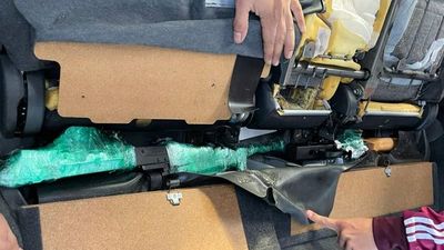 Encuentran armas de guerra en un chileré importado