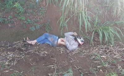 Motociclista embistió contra una camioneta y perdió la vida