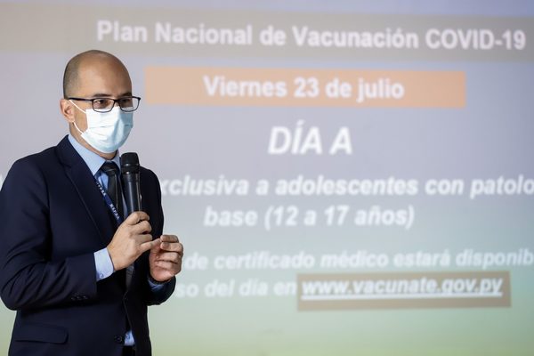 Paraguay asegura que habrá vacunas suficientes pese a rebaja de edad | El Independiente