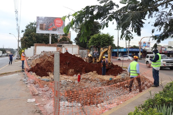 Demoliciones para liberar la franja de dominio continúan en zona del proyecto Tres Bocas | .::Agencia IP::.
