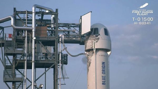 Bezos alcanza el espacio en un cohete de su compañía Blue Origin - Ciencia - ABC Color