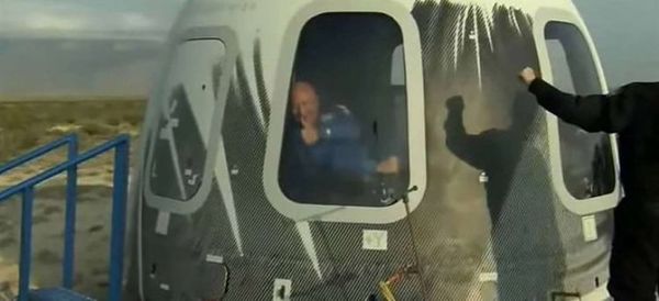 Así es como Jeff Bezos, el hombre más rico del mundo, alcanzó su sueño de alcanzar el espacio