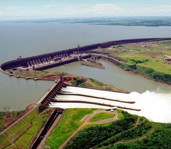 Si se cambian acuerdos  sobre compensación y  transferencia de potencia aumentarían ganancias del Paraguay en Itaipú, según documento del FMI - Nacionales - ABC Color