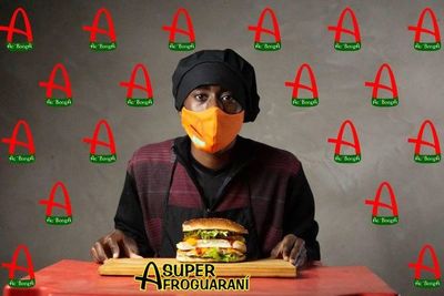 La hamburguesa “afro” que cumple sueños - Soy un viral - ABC Color