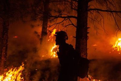 Incendio de EE.UU. es tan grande que ya genera su propio clima - Mundo - ABC Color