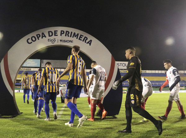 Las postales de la jornada inaugural del Clausura - APF