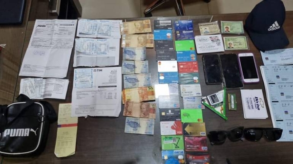 Diario HOY | Capturan a 3 brasileños por supuesta clonación tarjetas de créditos