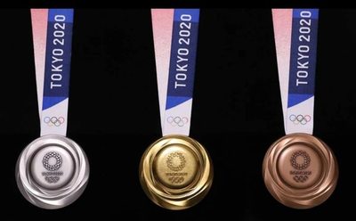 Las innovadoras medallas con “basura tecnológica” que le darán a los ganadores de los Juegos Olímpicos de Tokio