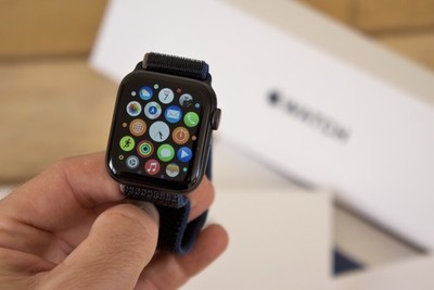 Un error de iOS 14.7 impide que algunos iPhones desbloqueen el Apple Watch