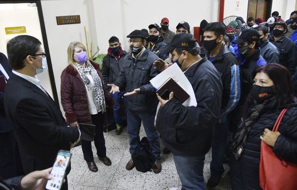 Viceministro del MOPC se comprometió a pagar viáticos atrasados - Nacionales - ABC Color
