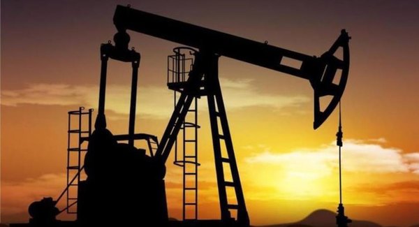 Recortes de producción impulsan precios del crudo del petróleo
