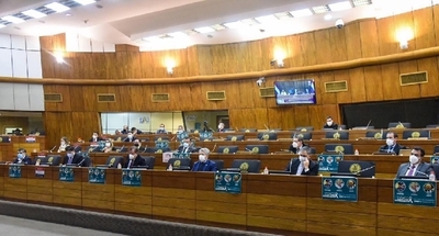 Analizan con Diputados recursos adicionales para financiar gastos de Salud