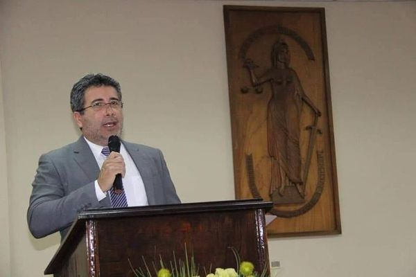 Jurado blanquea a juez que prohibió manifestación contra magistrados denunciados - ABC en el Este - ABC Color