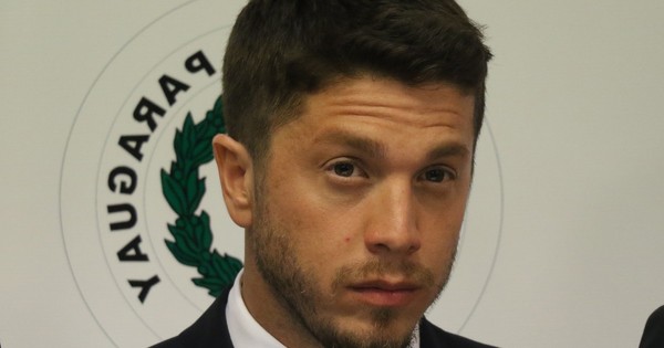 La Nación / “Deben ir presos todos los cómplices de deuda espuria de Itaipú”, exige Rejala