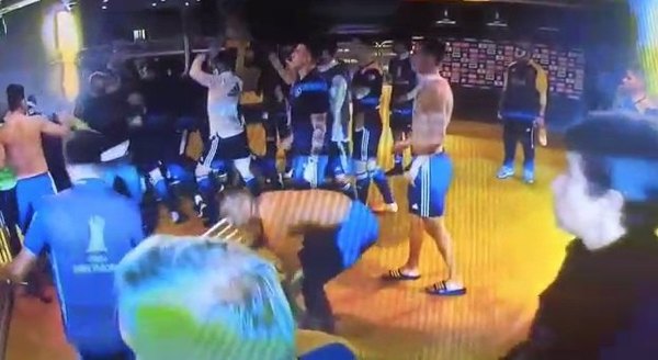 Crónica / (Video) Anularon gol de Boca y se armó un guyryry