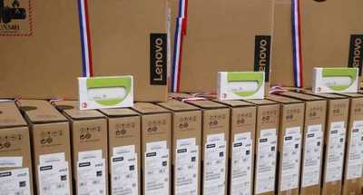 MEC recibe 590 notebooks con conectividad por parte de CONATEL