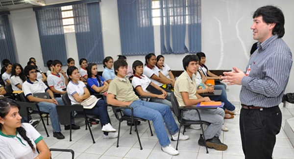 Suspenden pasantías curriculares en la Binacional por el periodo 2020-2021