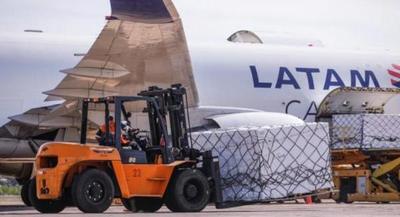 Arribaron al país 250.000 dosis de vacunas anticovid