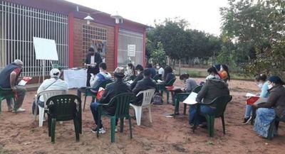 En Karapai dictan curso gratuito de Plan de Negocios