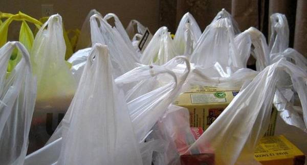 A partir del 1º de julio se regulará el consumo de bolsas de polietileno en todos los comercios del país