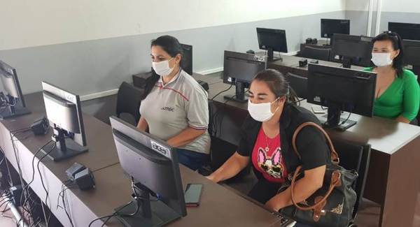 COPACO proveyó de Internet por fibra a escuela en Isla Yacyretá