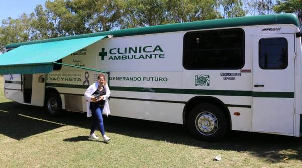 Clínica médica de la EBY llega a Tacuaras