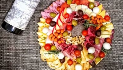 Entre Tablas Gourmet: perfecto para aquellos que buscan compartir algo exquisito y gourmet
