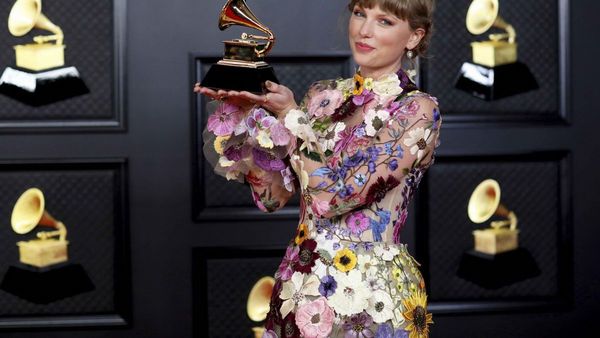 Taylor Swift lidera entre los artistas de mayor recaudación