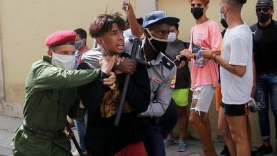 Documentan 537 detenidos tras protestas en Cuba