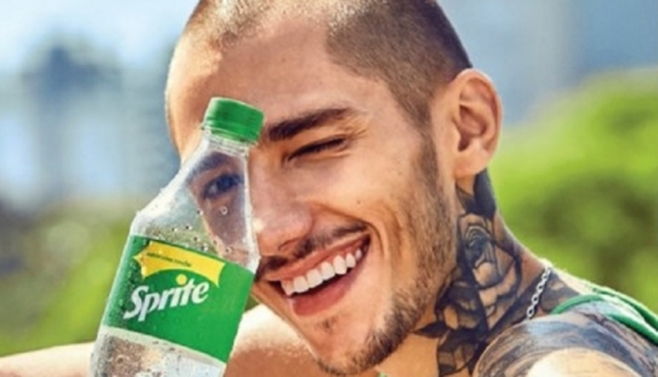 Sprite lanza su nuevo envase transparente, más fácil de reciclar