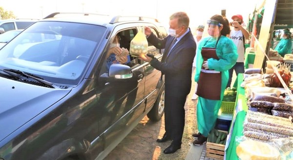 Organizan feria agropecuaria en modalidad AutoMag