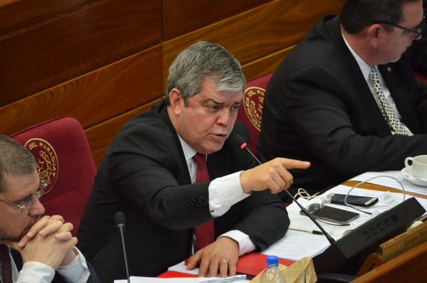 Senador Riera: «Los diplomáticos no pueden hacer nada que los involucre en la política local»