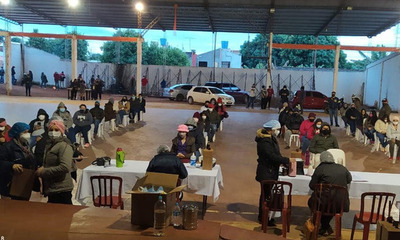 Inicia vacunación a 20 años y más - OviedoPress
