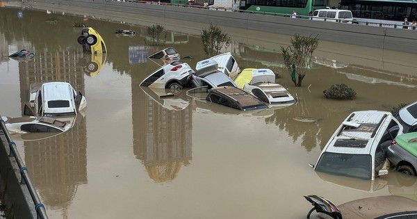 La Nación / Lluvias torrenciales en China dejan dieciseis muertos y metro inundado