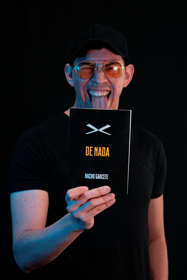Joven esteño lanza su libro “De nada” este viernes - La Clave