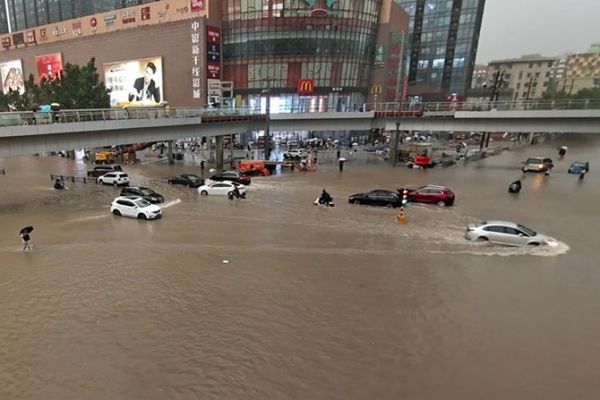 Al menos 25 muertos por inundaciones en el centro de China
