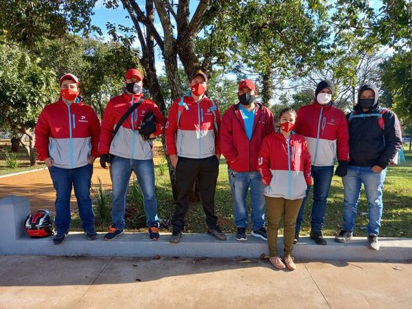 Deliverys se manifiestan en reclamo por falta de seguridad - Nacionales - ABC Color