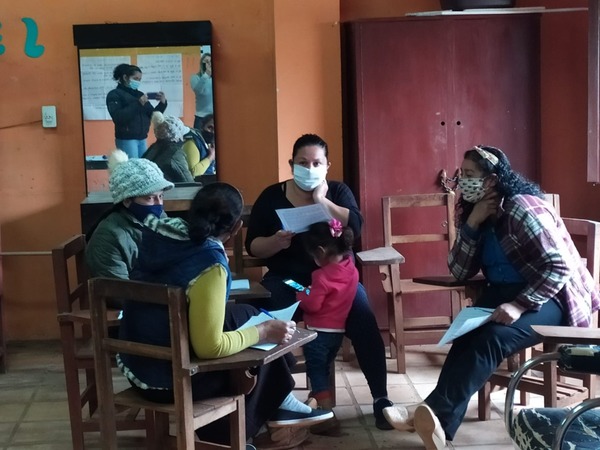 Madres de Caaguazú participaron de taller sobre crianza positiva | .::Agencia IP::.