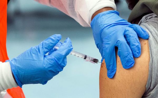Acevedo: Se prevé arribo de 150.000 dosis de vacunas Moderna a finales de este mes - Nacionales - ABC Color