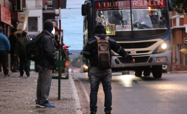 Diario HOY | Sancionan proyecto que castiga regulada de empresas de transporte