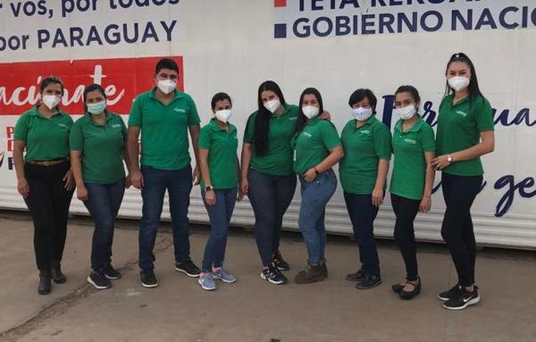 Vacunación en el Rubén Dumot contó con el apoyo de Farmacenter