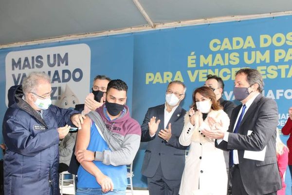 Ministro de Salud de Brasil considera inviable barrera sanitaria en el Puente de la Amistad - ABC en el Este - ABC Color