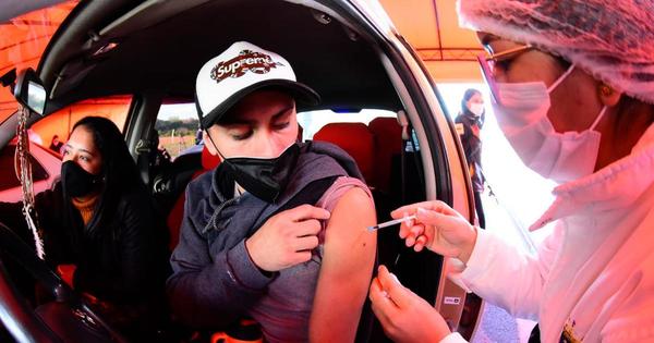 Más de 10 mil vacunados en el exAratirí antes del cierre de la jornada