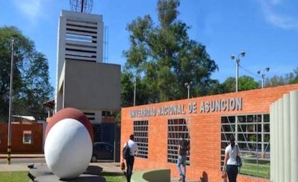 Diario HOY | Aspirantes de Arquitectura de la UNA se manifiestan porque no podrán rendir el examen de admisión