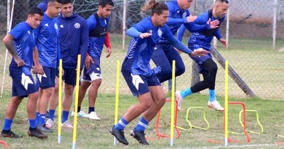 La Nación / Inician hisopado a hinchas
