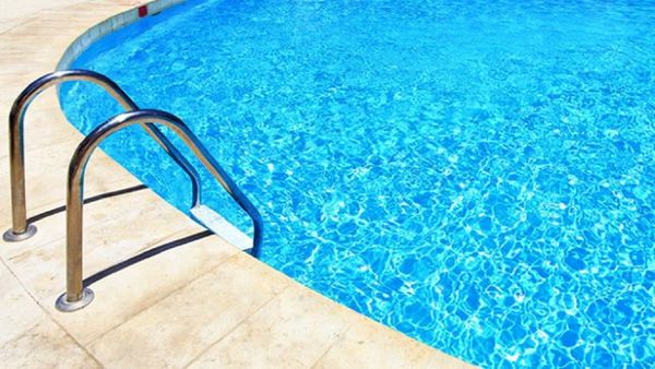 Bebita de 1 año murió ahogada en una piscina