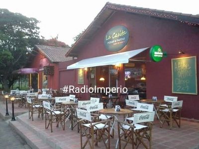 Asaltan un local gastronómico y despojan a funcionarios de sus pertenencias
