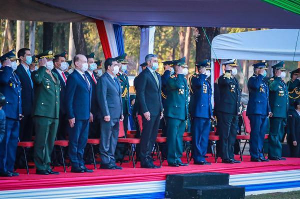 Mario Abdo presidió acto por Día del Ejército Paraguayo - El Trueno
