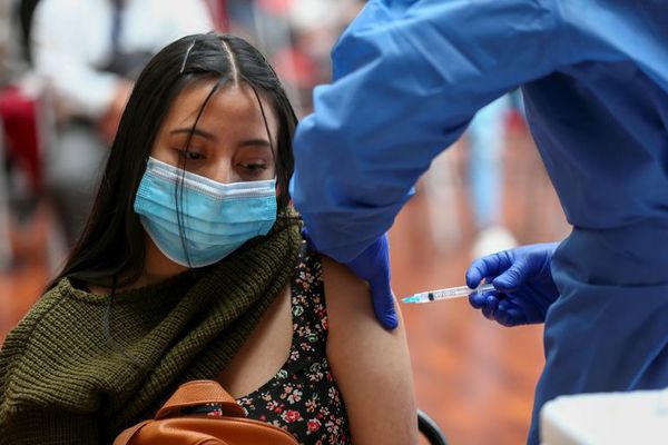 Salud aguarda inmunizar a 50.000 adolescentes con comorbilidades - Nacionales - ABC Color